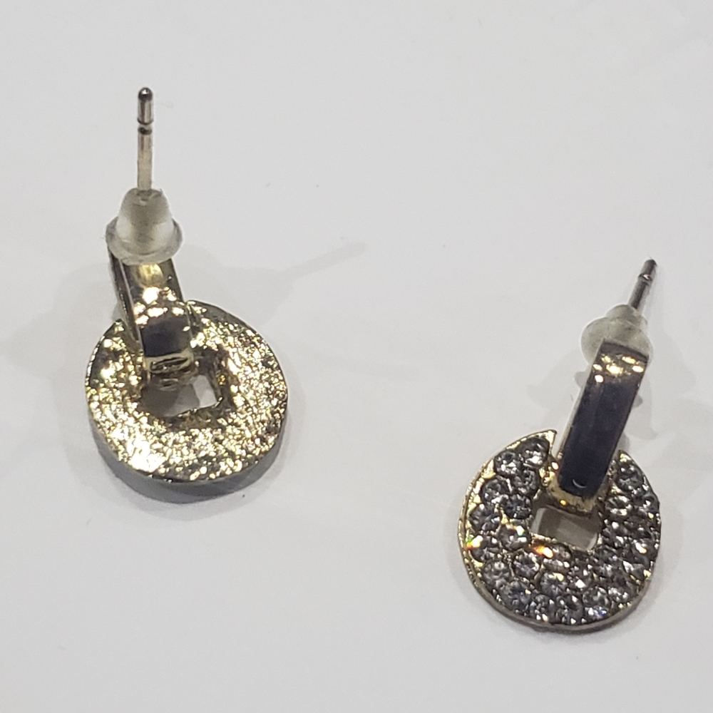 Earings - Picture 3 of 7